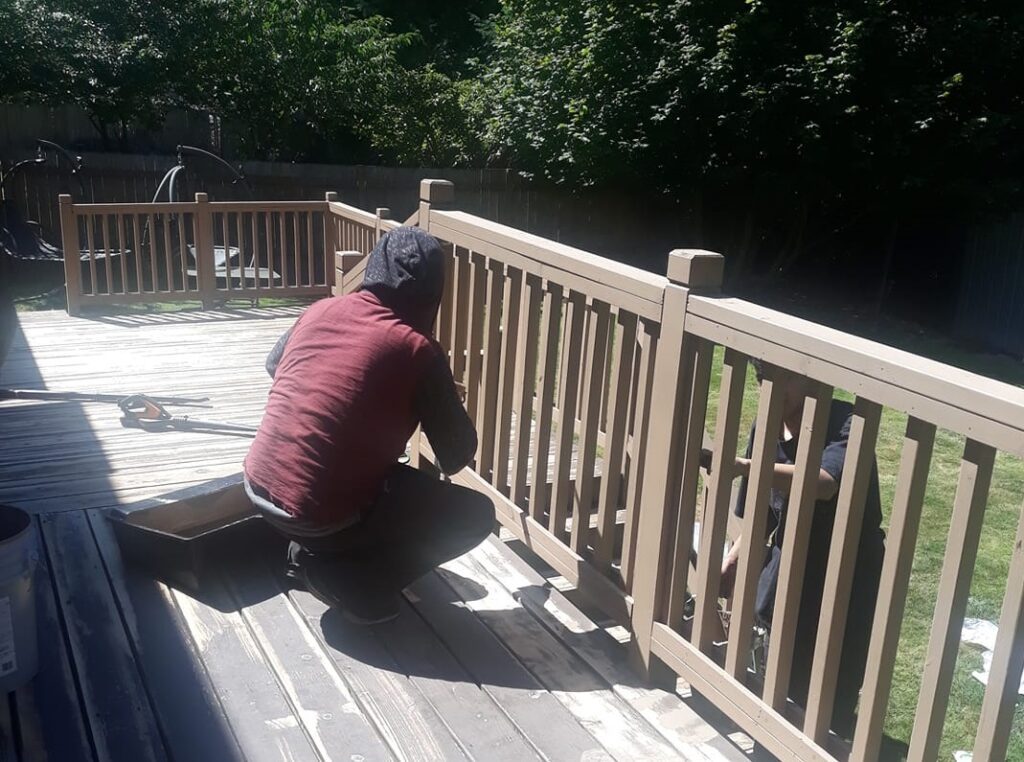 Fence Painting Expert Tips for Deck and Fence Painting