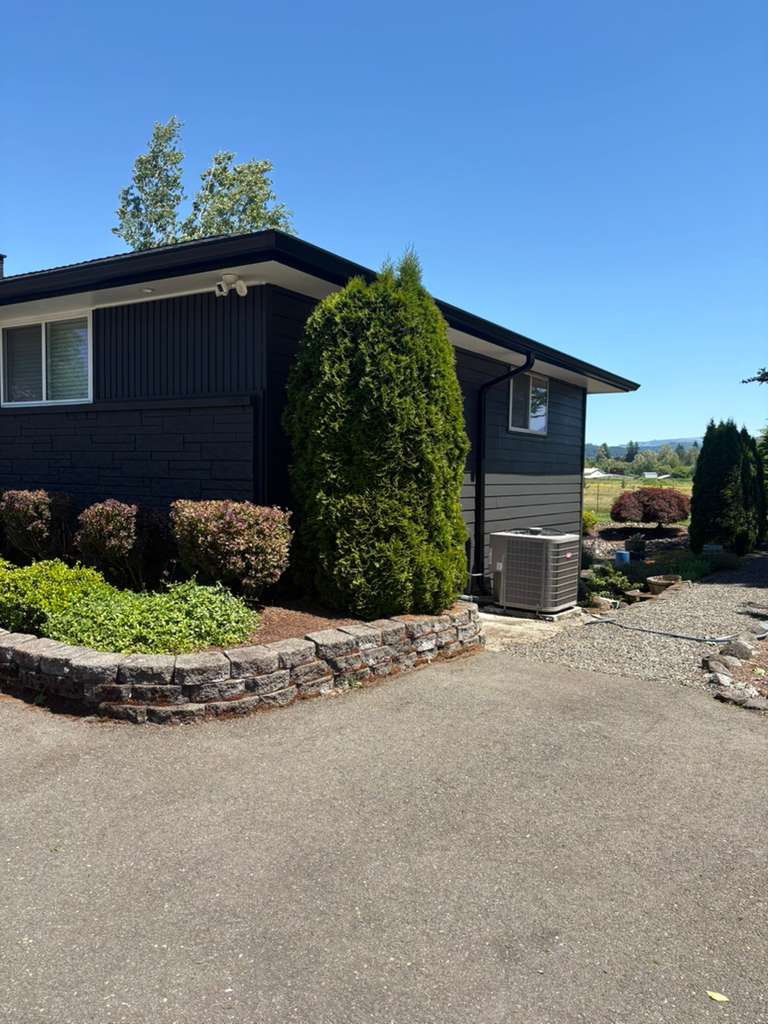 Modern Exterior Color Combinations. Exterior painting is not only about protecting your home. It is also an opportunity to completely transform its appearance.